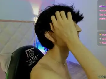 Chaturbate Live Porn of eidan_tay