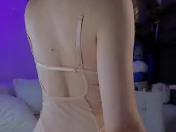 Chaturbate Sex Cam of emily_shepard