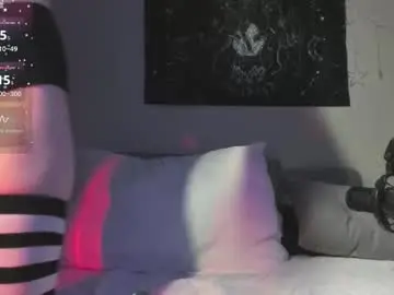 Chaturbate Live Sex of juliavangg_19