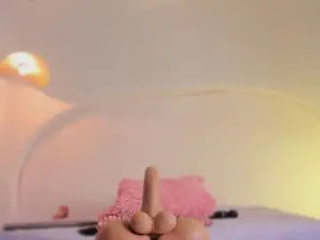 Chaturbate Adult Video Chat of katiepeach_