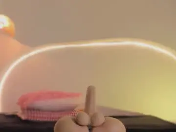 Chaturbate Adult Video Chat of katiepeach_