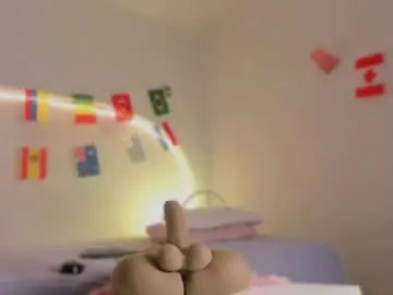 Chaturbate Free Live Porn of katiepeach_