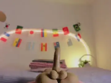 Chaturbate Free Porn Cam of katiepeach_