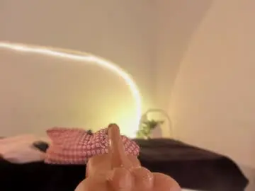 Chaturbate Nude Webcam of katiepeach_
