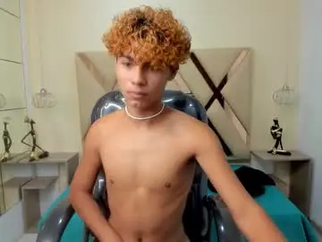 Chaturbate Best live sex cam show of anyelotwink