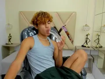 Chaturbate Live Porn of anyelotwink