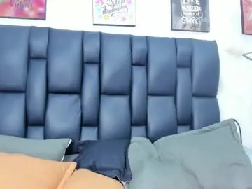 Chaturbate Adult Video Chat of applehot_lr