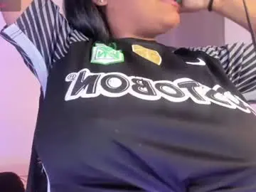 Chaturbate Watch Live Sex Cams of ebony__queen2