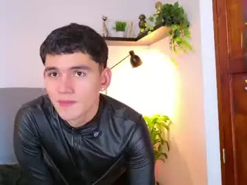 Chaturbate Sex Chat of estebanperez_