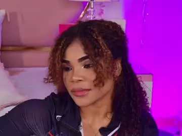 Chaturbate Watch Live Sex Cams of nahiarareina