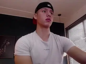 Chaturbate Live Sex Cam of deivid_parker