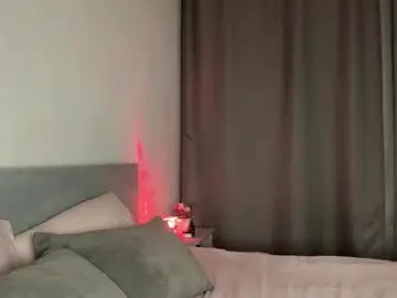 Chaturbate Adult Video Chat of karlenegries