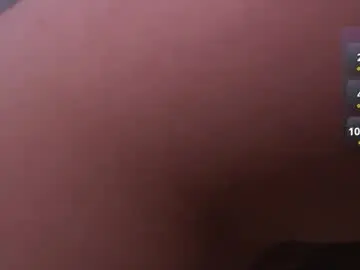 Chaturbate Live Sex Cam of liia_sweett