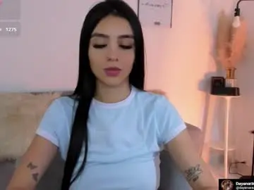 Chaturbate Live Sex Cam of celeste_1220