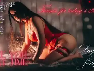 Chaturbate Live Sex Cam of pucca_moon