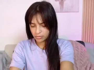 Chaturbate Live Sex Cam of chloe_peach_