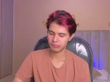 Chaturbate Live Sex Cam of derek_sinn
