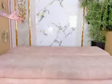 Chaturbate Watch Live Sex Cams of golden_girl_house