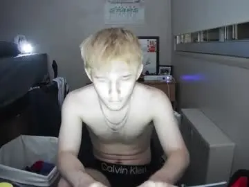 Chaturbate Sex Chat of hungcollegeboy7002