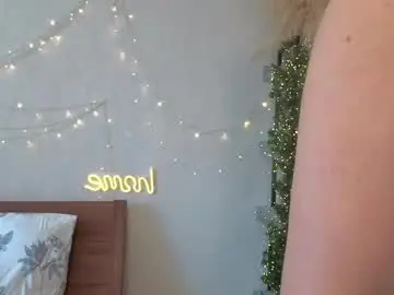 Chaturbate Live Sex Cam of minnietammy