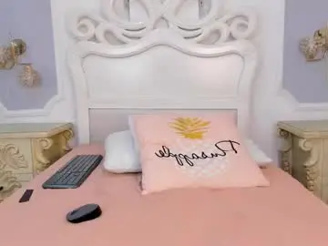 Chaturbate Best live sex cam show of roxana_scott1