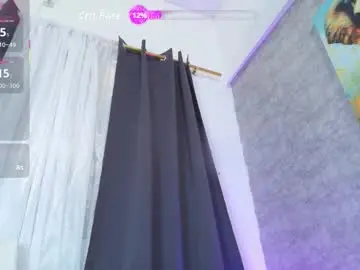 Chaturbate Live Sex Cam of alexa_foxx27