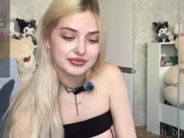 Chaturbate Nude Webcam of lilith_butterfly