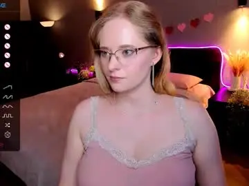 Chaturbate Nude Webcam of sheslinki