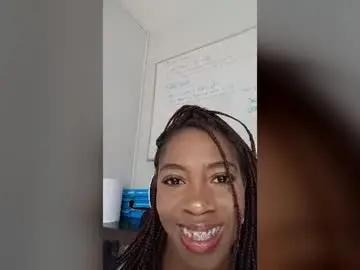 Chaturbate Free Porn Cam of shanelle__