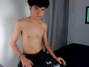 Chaturbate Live Porn of energy_lover137