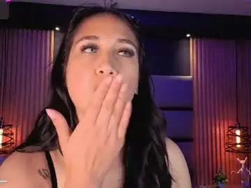 Chaturbate Best live sex cam show of lauroberts