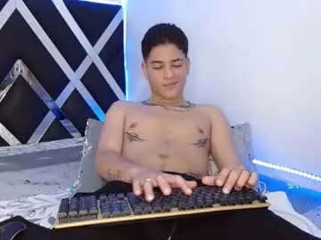 Chaturbate Best live sex cam show of levy_steve