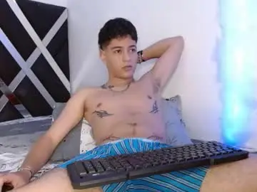Chaturbate Adult Video Chat of levy_steve