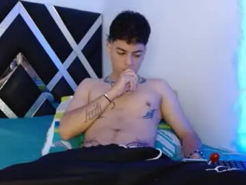 Chaturbate Best live sex cam show of levy_steve
