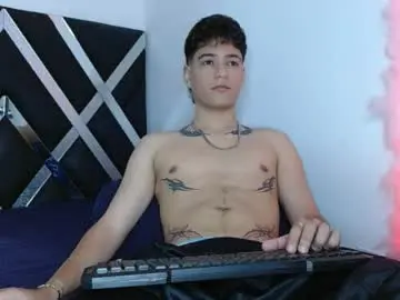 Chaturbate Sex Cam of levy_steve