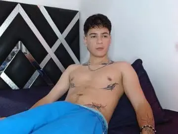 Chaturbate Live Sex Cam of levy_steve