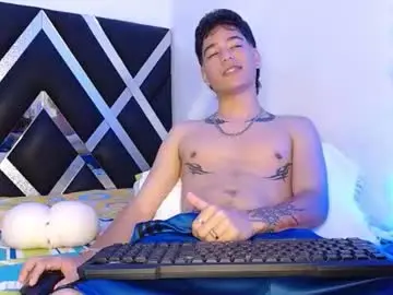 Chaturbate Free Porn Cam of levy_steve