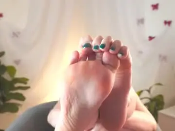 Chaturbate Live Sex of emilyhewell