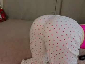 Chaturbate Adult Video Chat of emilyhewell