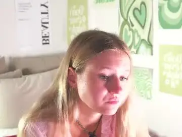 Chaturbate Watch Live Sex Cams of emilyhewell