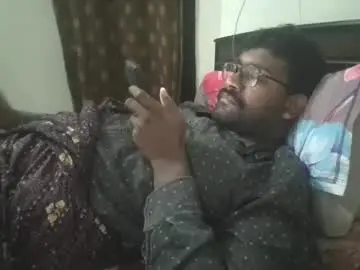 Chaturbate Live Sex Cam of nairanandu28