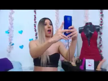 Chaturbate Live Sex Cam of taylorsweet1111