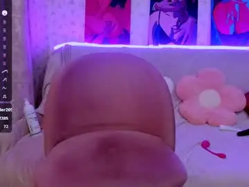 Chaturbate Best live sex cam show of carry_star