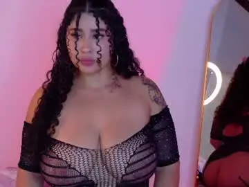 Chaturbate Live Sex Cam of leahangel_