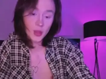 Chaturbate Live Sex Cam of noxy_doll