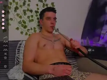 Chaturbate Watch Live Sex Cams of bravo_maestro