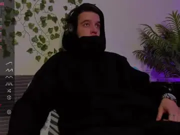 Chaturbate Live Sex Cam of bravo_maestro