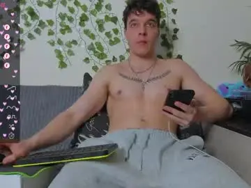 Chaturbate Watch Live Sex Cams of bravo_maestro