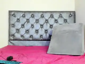 Chaturbate Live Sex Cam of hellstar_team