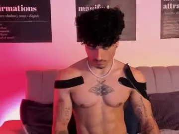 Chaturbate Live Sex Cam of thomas_fit1